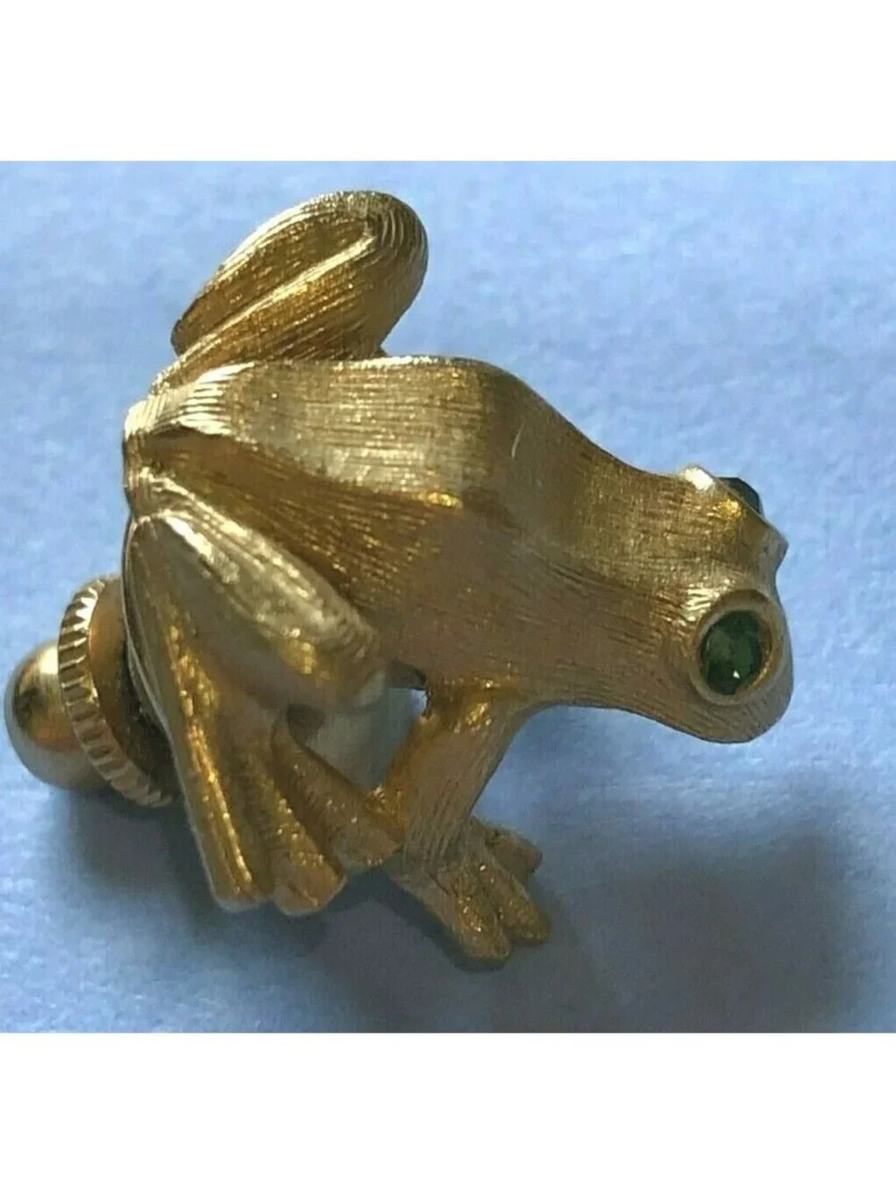 Avon Frog Gold Tone Tie Tack Lapel Pin Green Eyes Faux Gemstones Brooch EUC